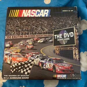 🆕 NASCAR The DVD Board Game 2005